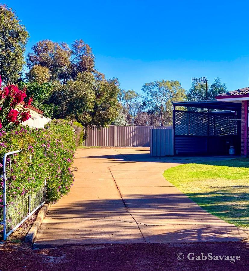 Kulin Erindale Apartments エクステリア 写真